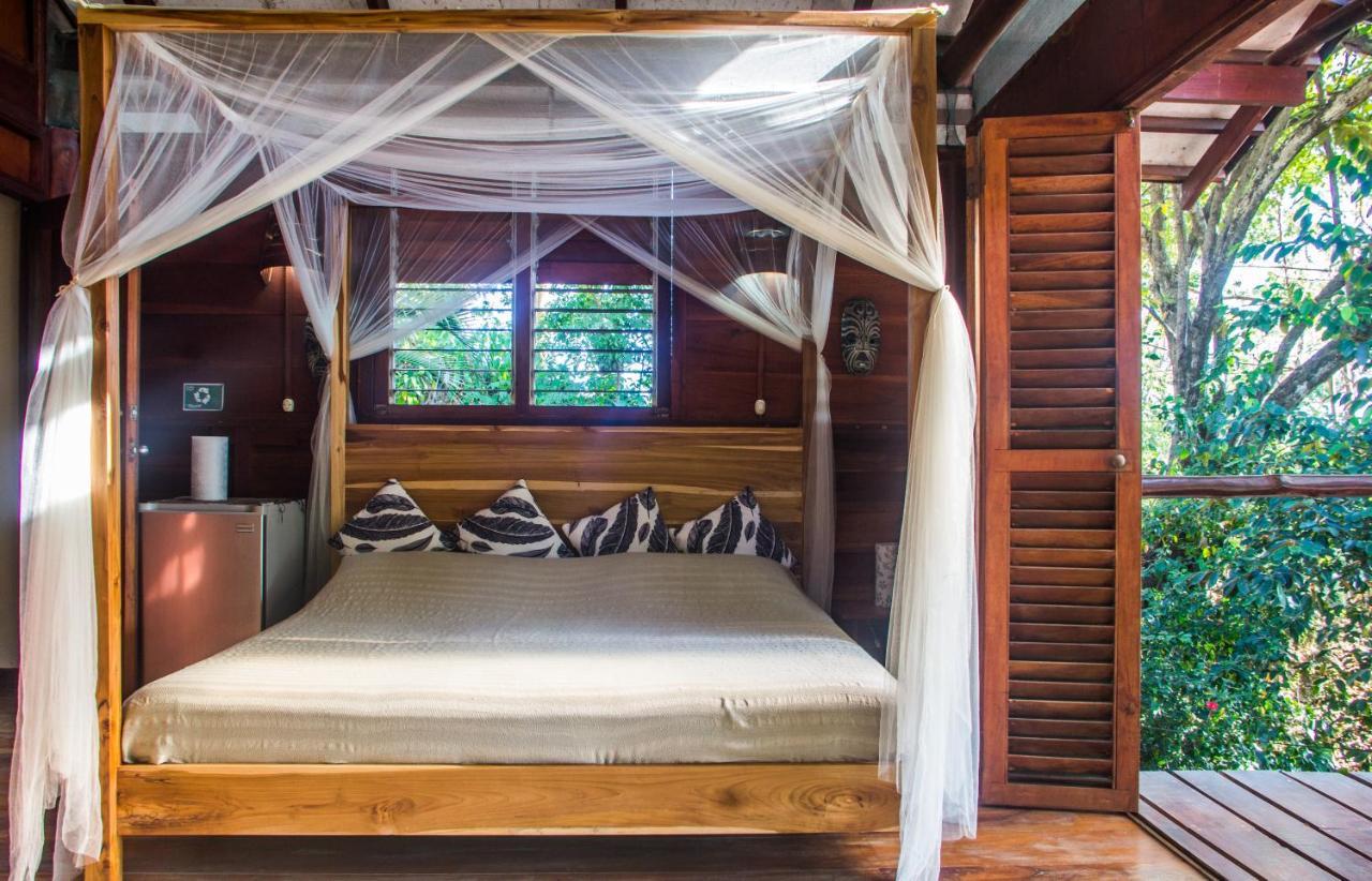 Funky Monkey Lodge Playa Santa Teresa  Esterno foto