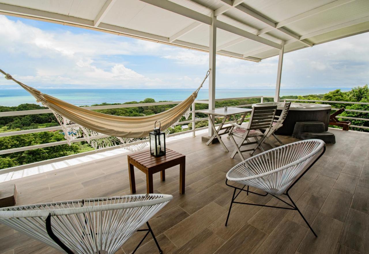 Funky Monkey Lodge Playa Santa Teresa  Esterno foto