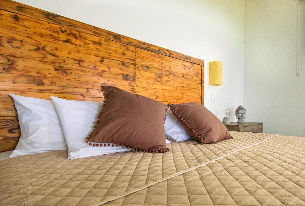 Funky Monkey Lodge Playa Santa Teresa  Esterno foto