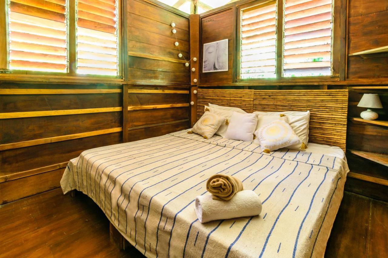 Funky Monkey Lodge Playa Santa Teresa  Esterno foto