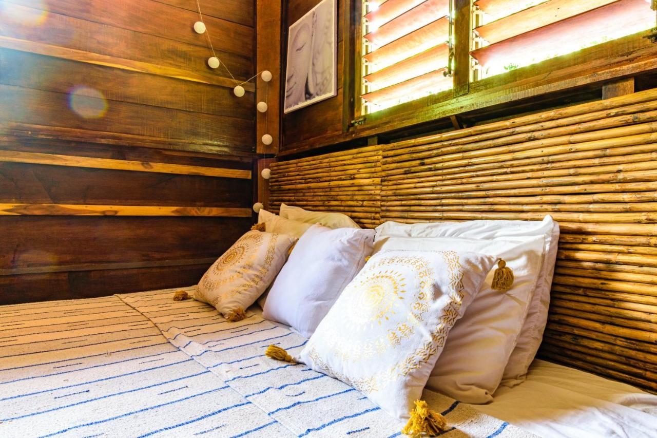 Funky Monkey Lodge Playa Santa Teresa  Esterno foto