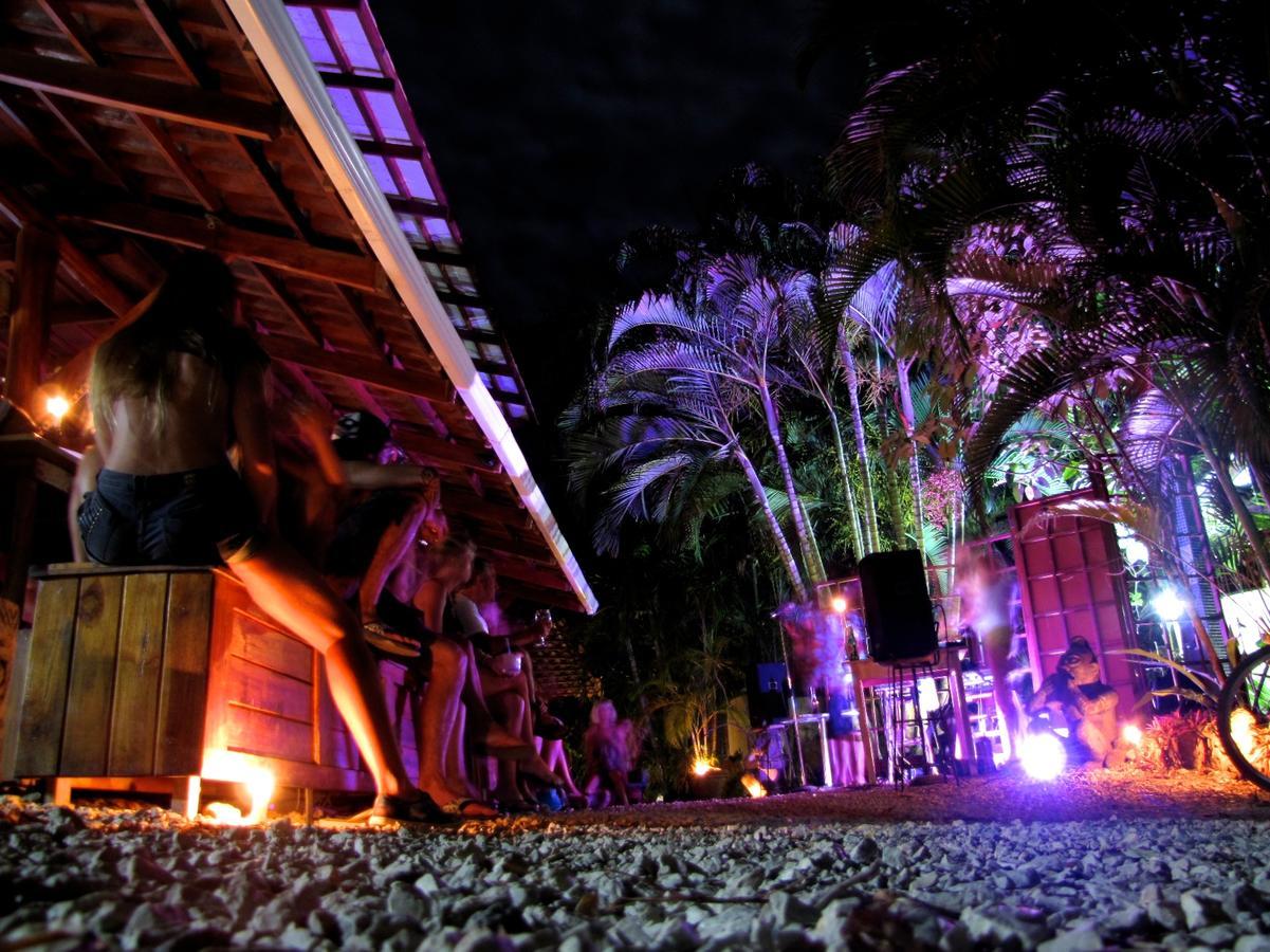Funky Monkey Lodge Playa Santa Teresa  Esterno foto